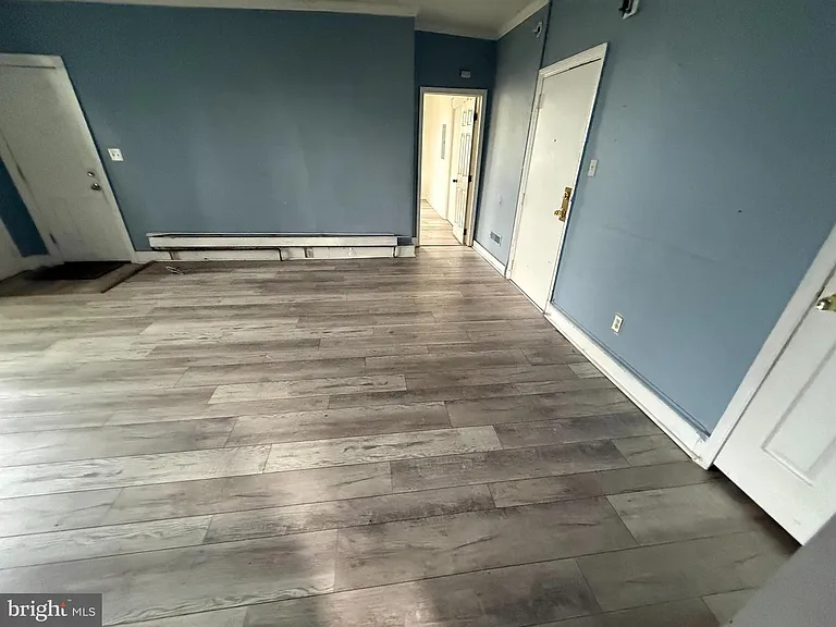 212 Warren St #2 — Photo 22
