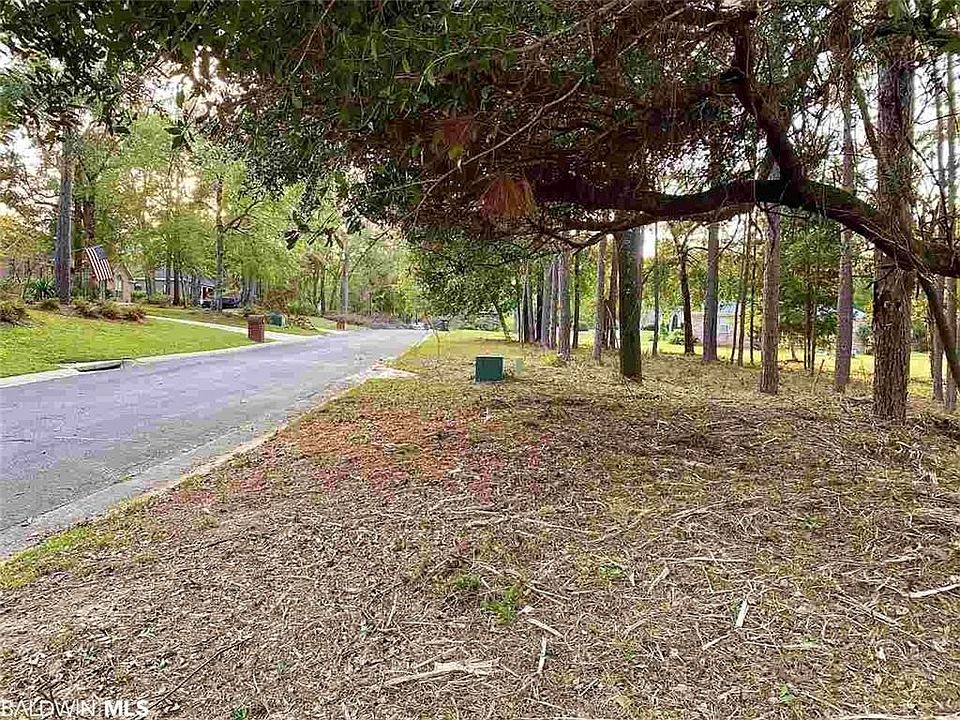 1st image of 0 Blakeley Oaks Dr S #9