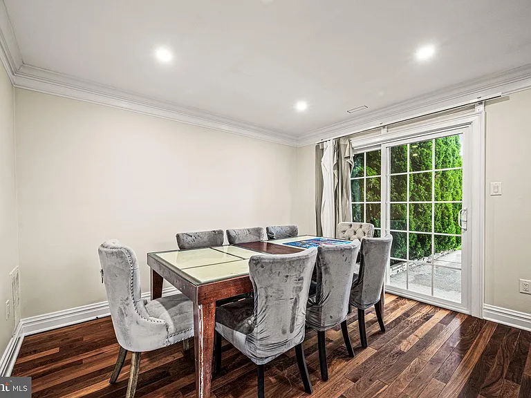 31 Tamarack Ct — Photo 8