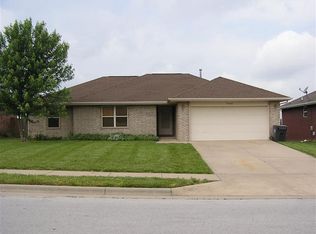4707 S Ridgeview Ave, Battlefield, MO 65619