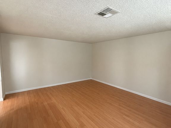 5th image of 22472 Munson Rd