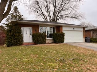 3195 Valmarie Ave, Mississauga, ON L5C 2A4