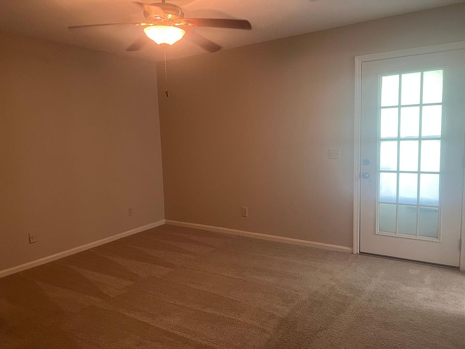 1st image of 954 Maplewood Dr