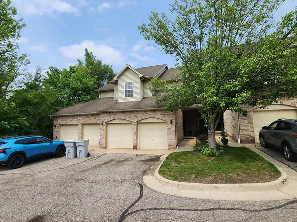 5889 High Point Ct, Brighton, MI 48116