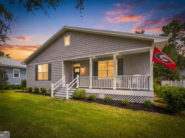 502 Ridge Rd, Darien, GA 31305