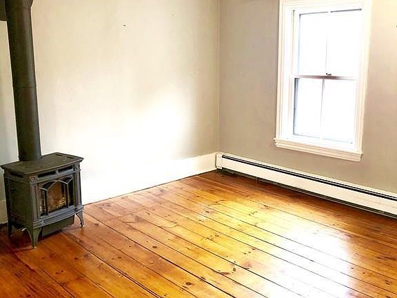 5th image of 39 1/2 Boardman St #0