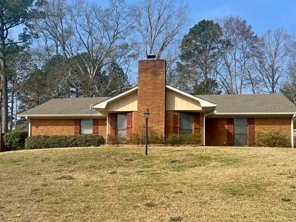 521 Berwick Dr, Brandon, MS 39047