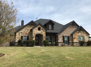 5211 Diana Ct, Midlothian, TX 76065