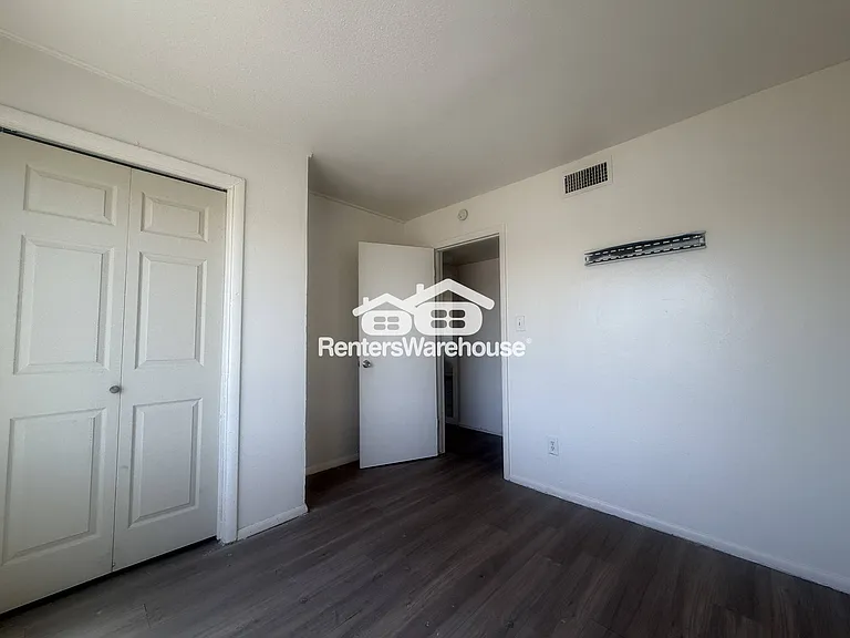 2652 N 43rd Ave #11D — Photo 7