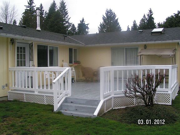 3rd image of 6821 20th Dr NE