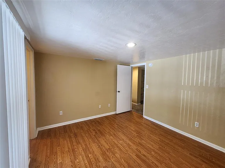 702 SW 70th Ter #B — Photo 30