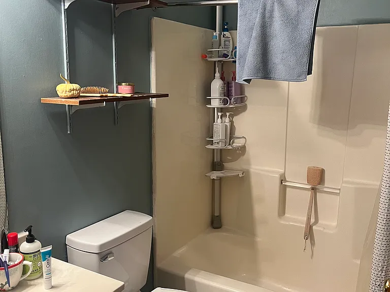 58 N Union St #7 — Photo 3