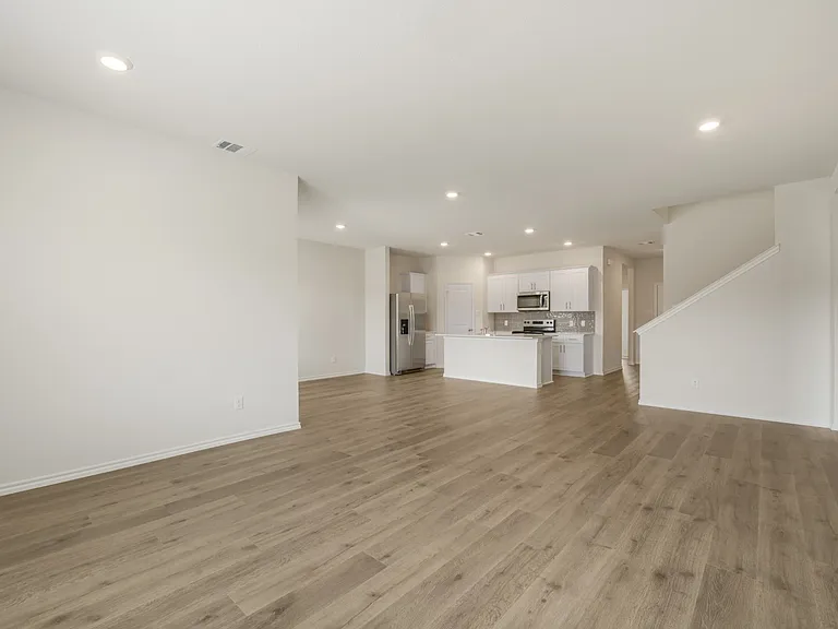 1570 Brooke Dr — Photo 17