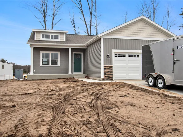 2537 Hawk Dr, Muskegon, MI 49444