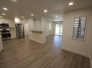 212 Brookdale Dr APT 9, Vacaville, CA 95687