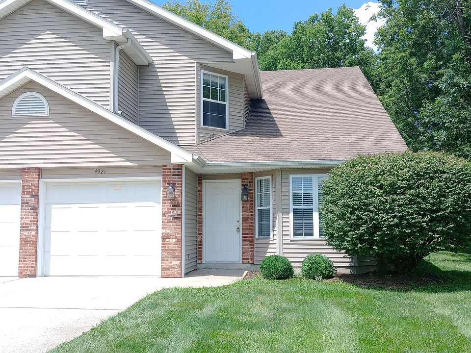 1st image of 4921-4923 W Millbrook Dr #7cba4a814