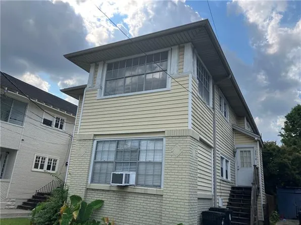 2216 Pine St, New Orleans, LA 70118