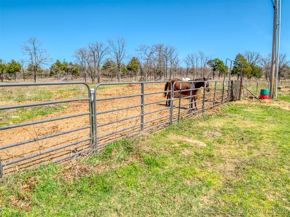 754 Parker Rd, McAlester, OK 74501