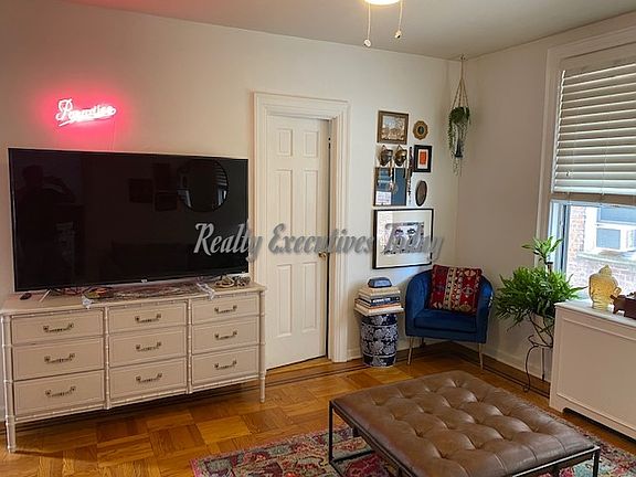 2nd image of 29-15 Dorothy Pl #1R