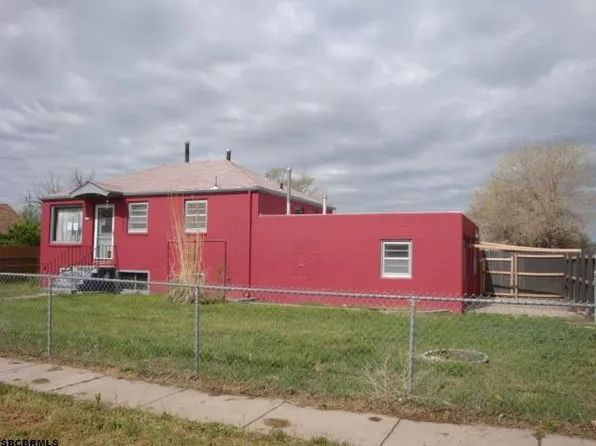1624 15th Ave, Scottsbluff, NE 69361