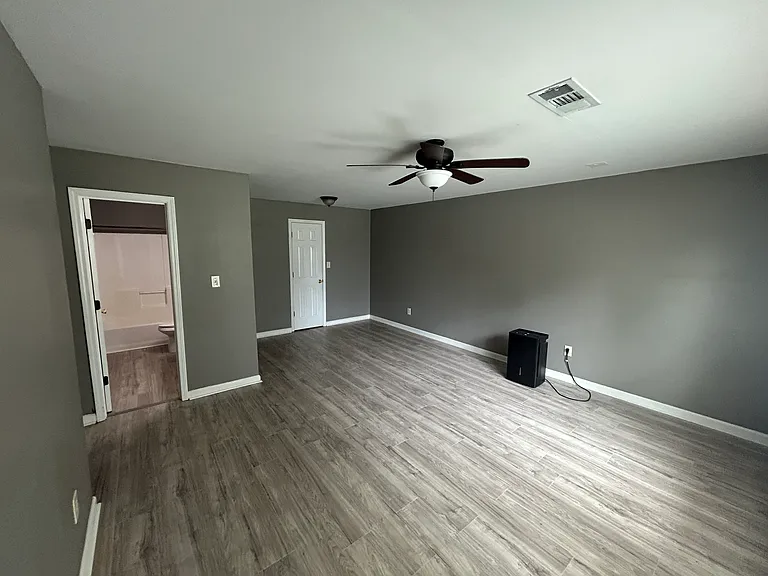 16 Settlers Mill Run — Photo 9