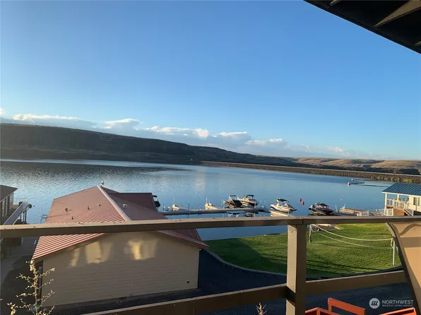 24881 NE Long Lake Shore Drive, Soap Lake, WA 98851