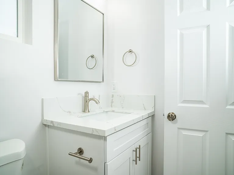 5203 Nutmeg St — Photo 31