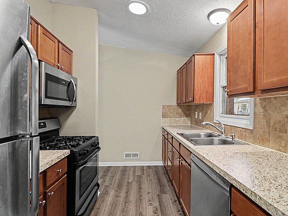 5th image of 4518 Wilshire Blvd
