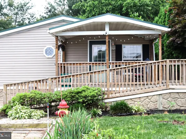 148 Greenbriar Cir, Lancaster, PA 17603