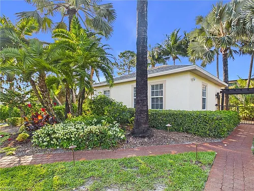 6072 Polly Ave Photo 1