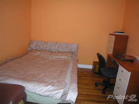 2nd bedroom or den
