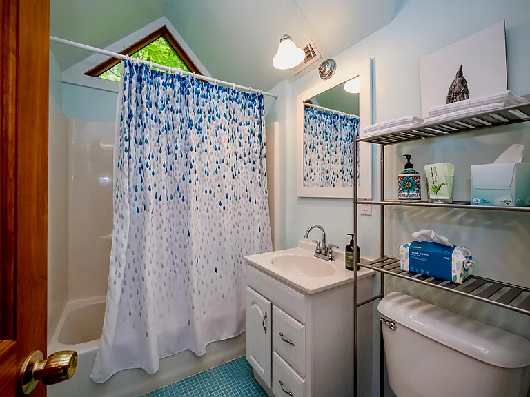 7258 E Beach Dr — Photo 25