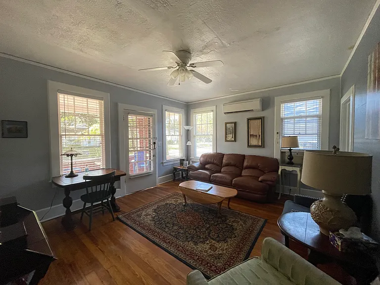 919 Talbot Ave — Photo 14