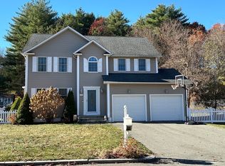 329 Forest Hills Rd, Springfield, MA 01128