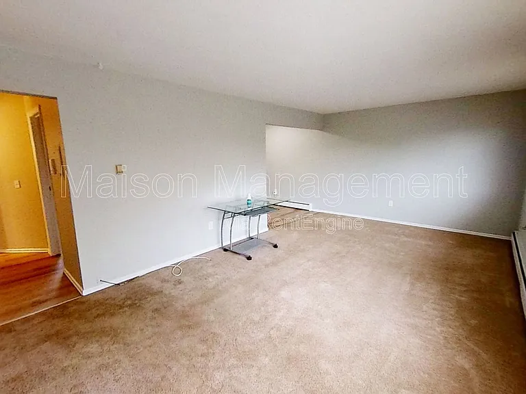 721 Cedarwood — Photo 9