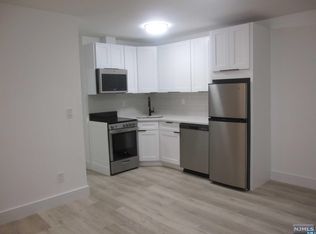 119 1st St #4B, Hackensack, NJ 07601