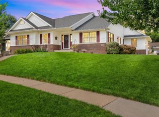 3708 Jackson Dr NW, Cedar Rapids, IA 52405