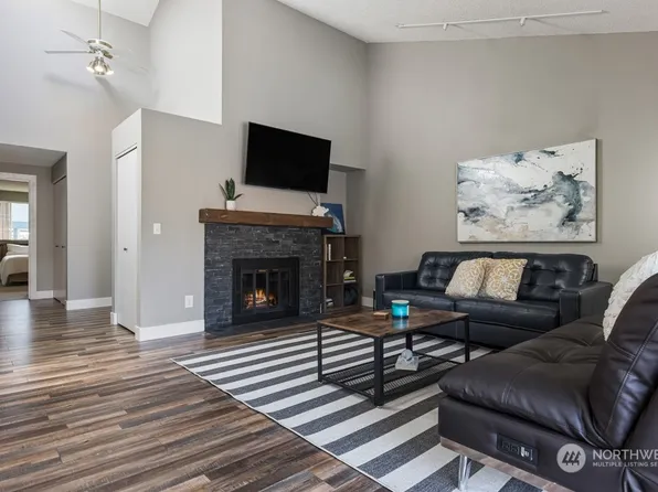 7606 37th Street W #3L, University Place, WA 98466