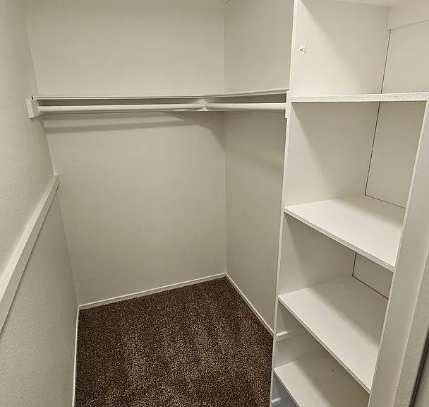 Providence House Apartments — Photo 7