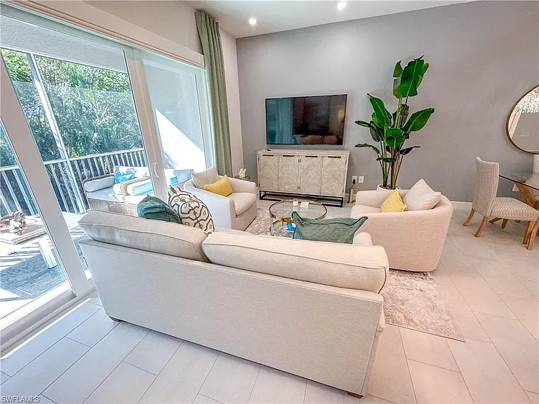 232 Indies Dr E #201 — Photo 10