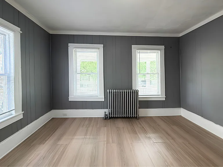 585 Chestnut St #1 — Photo 13