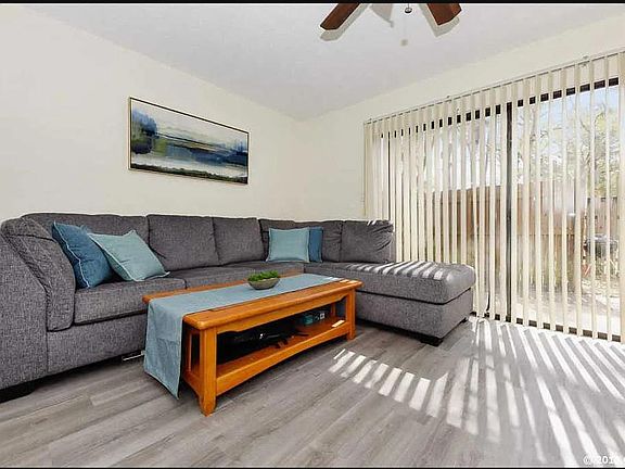 4th image of 4403 NW 41st Pl #4403