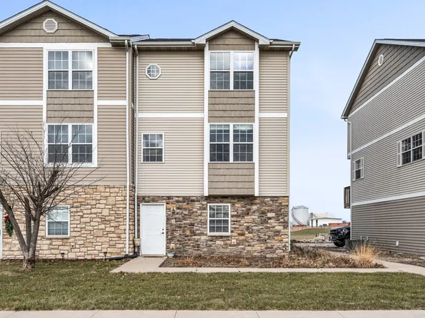 1305 S G Ave Unit 8, Nevada, IA 50201