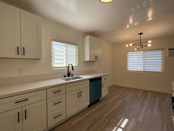 4th image of 3707 S Canfield Ave APT 7