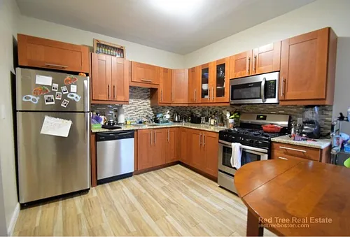 170 Thorndike St #11 Photo 1