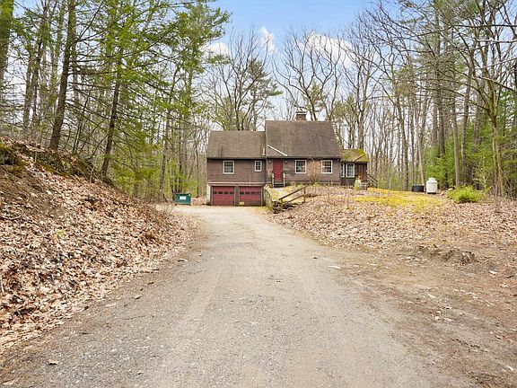 2nd image of 220 Riverdale Road