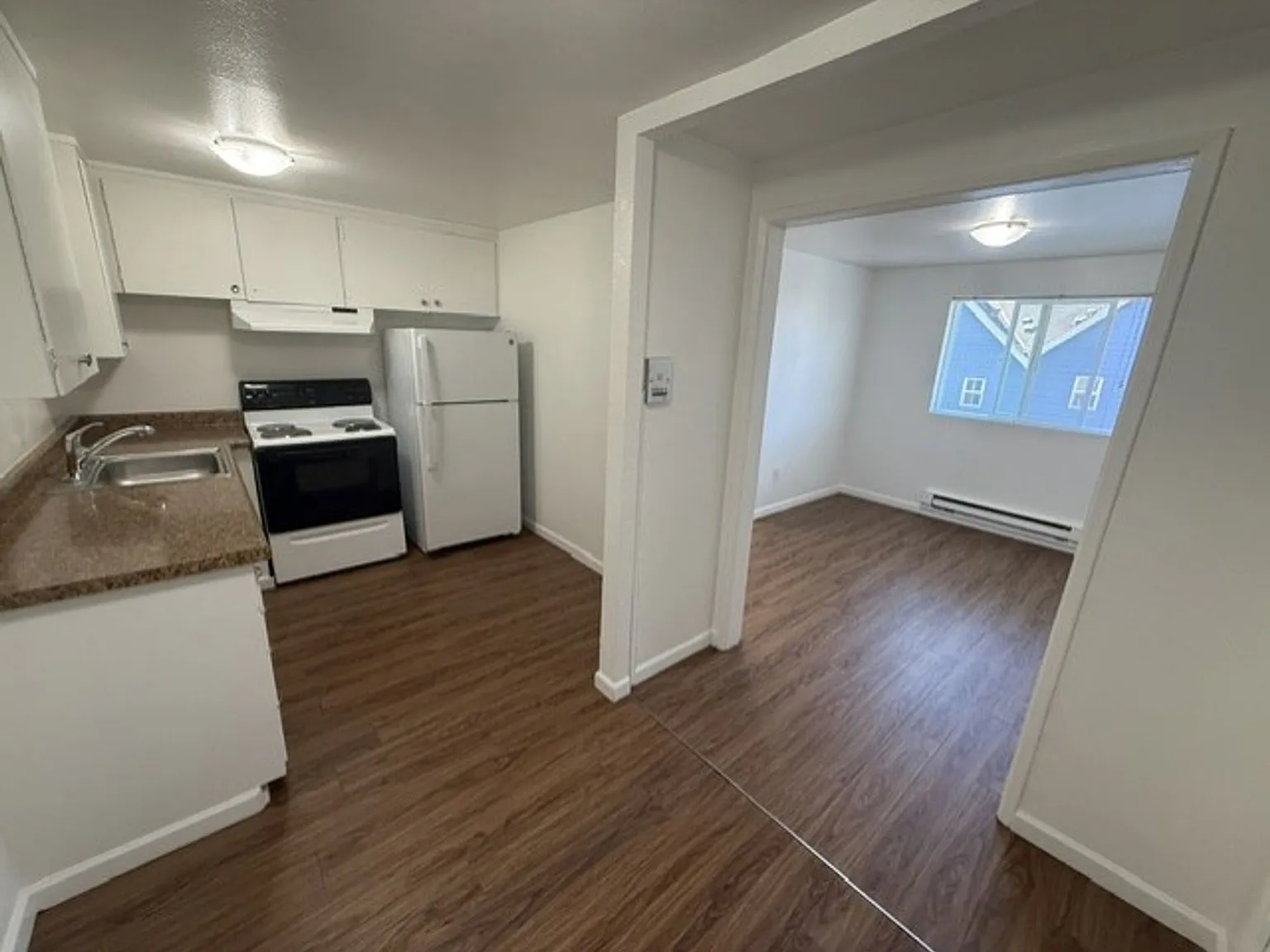 301 26th Ave S Apartments — Photo 3