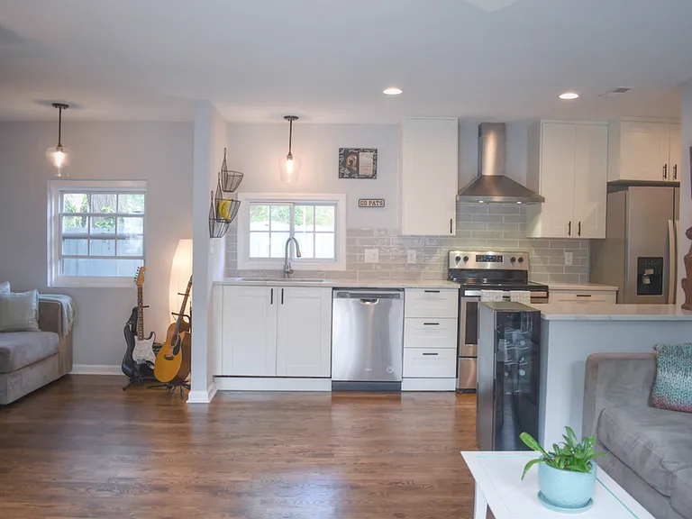 1308 S Bloodworth St — Photo 3