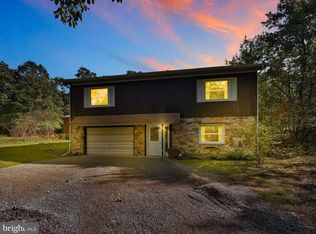 10460 W Whitetail Crossing Rd, Tamaqua, PA 18252