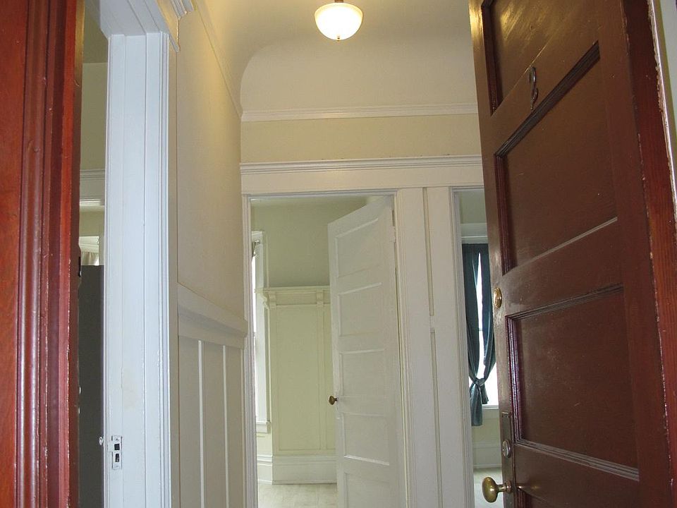 1st image of 1-1607 Clement St #1